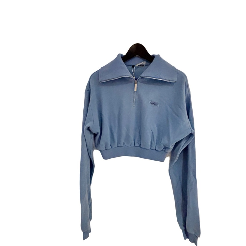 Bo + Tee Size Small Half Zip Cropped Sweatshirt in Blue Like New